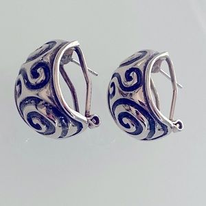 Brighton (or Brighton-esquires???) pierced earrings